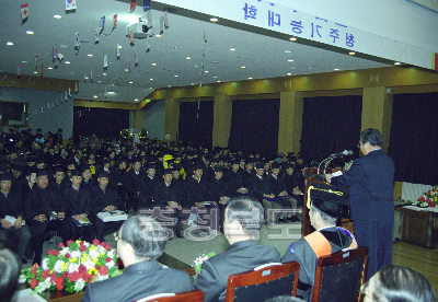 청주 기능대학 졸업식 의 사진