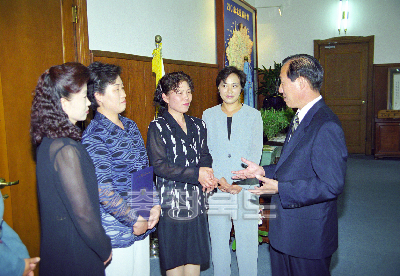 여성 농업인 충북연합회 컴퓨터 기증 의 사진
