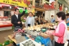메르스 관련 소비위축 상인격려 육거리시장 방문 의 사진