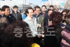 우한교민 임시생활시설 퇴소 환송 의 사진