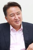 김영환 도지사 당선인 언론사 인터뷰 의 사진