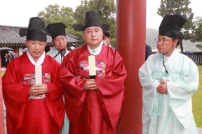 김영환 도지사 당선인 청주향교 고유례 참석 의 사진