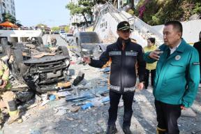 20260413 - 봉명동 가스 폭발 사고 현장 방문(청주시 도지사) 의 사진