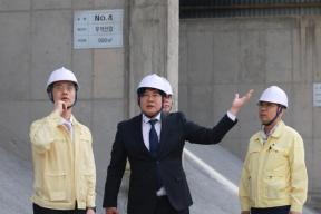 20260421 - 중동사태 악화에 따른 도내 자재수급 관련 현장간담회(괴산, 경제) 의 사진