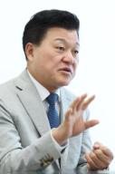 20260609 - 신용한 도지사 당선인 인터뷰(충북개발연구원) 의 사진
