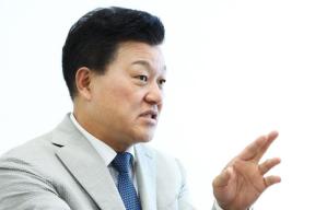 20260609 - 신용한 도지사 당선인 인터뷰(충북개발연구원) 의 사진